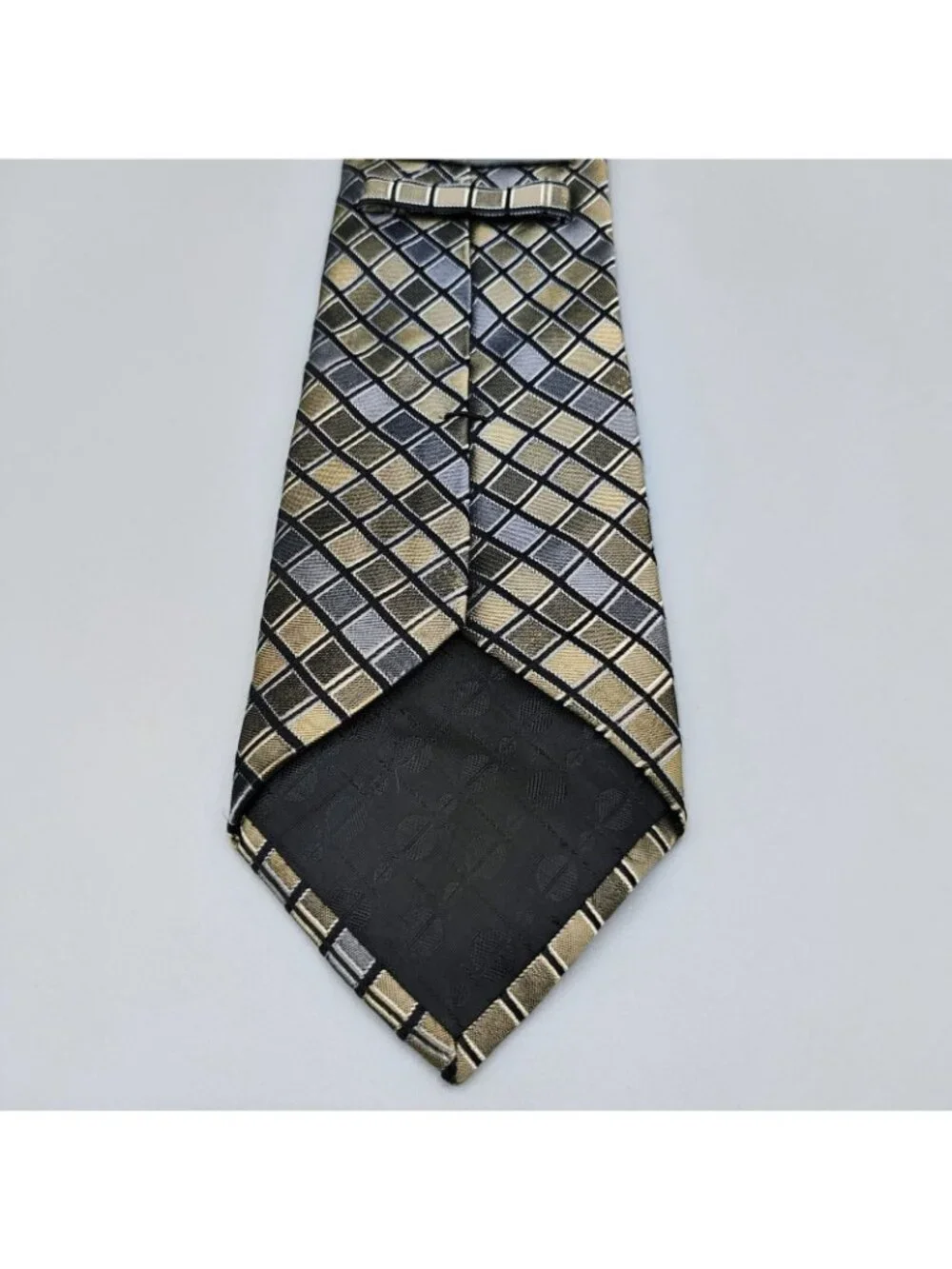 Perry Ellis Portfolio Mens Geometric Checkered Silk Tie (Fair/Good Condition)